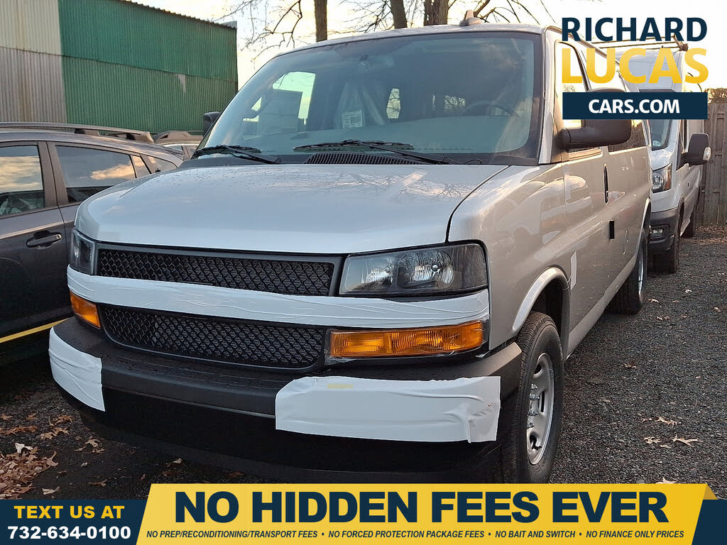 2025 Chevrolet Express 2500 LS RWD