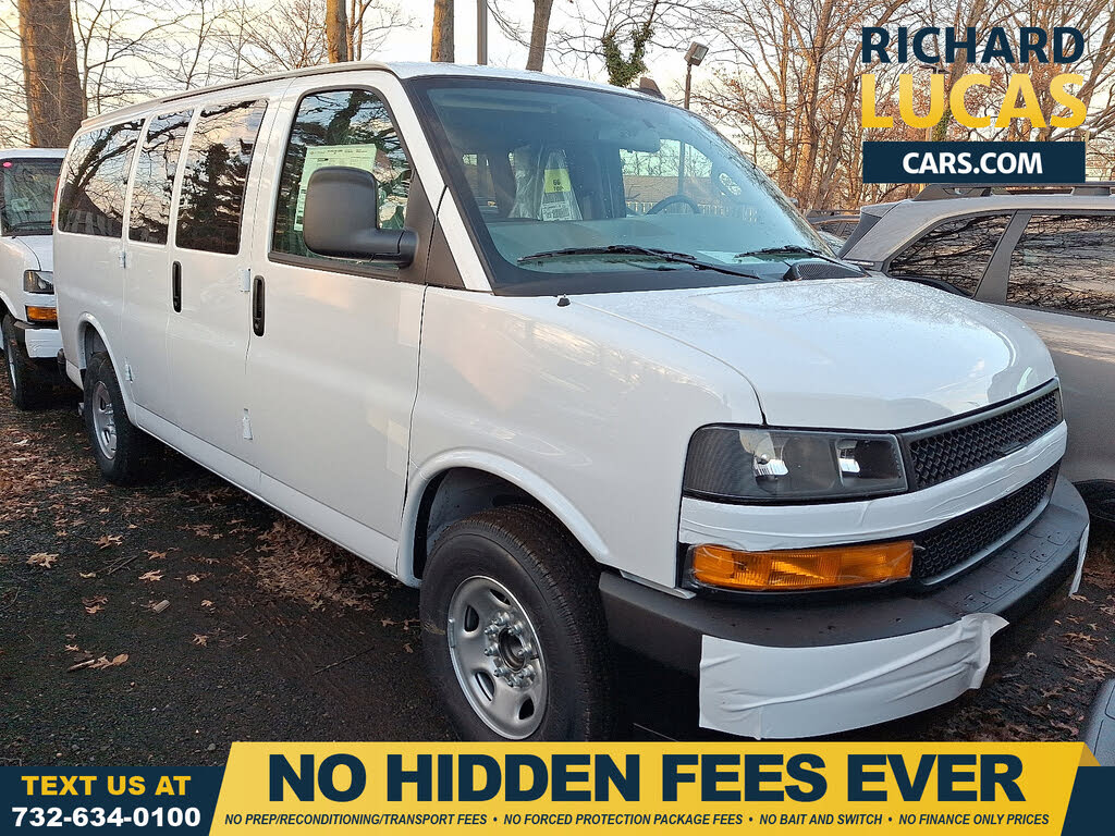 2025 Chevrolet Express 2500 LS RWD