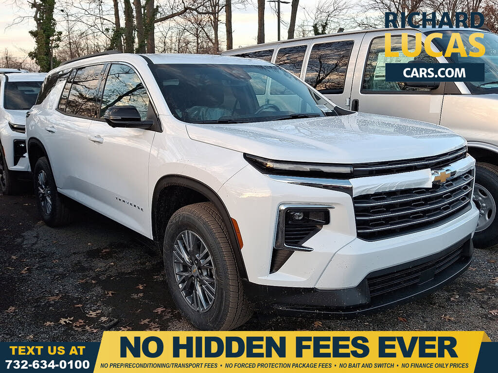 2026 Chevrolet Traverse LT FWD