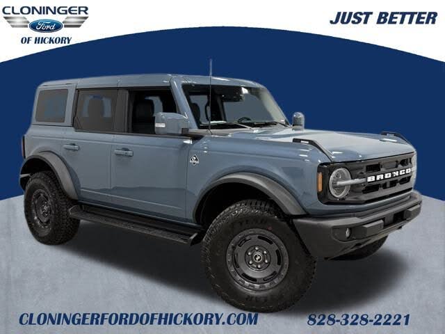 2025 Ford Bronco Outer Banks 4-Door 4WD