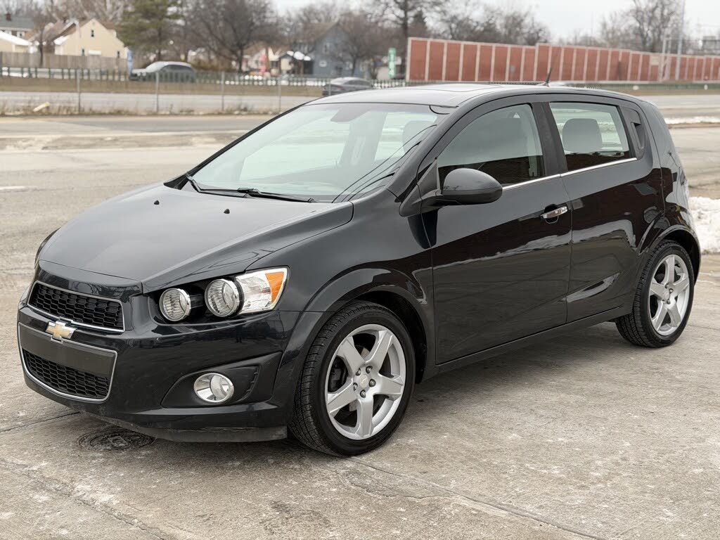 2013 Chevrolet Sonic LTZ Hatchback FWD