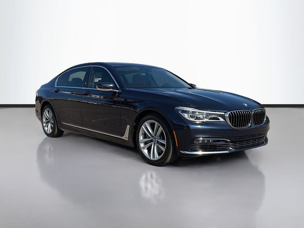 2016 BMW 7 Series 750i RWD