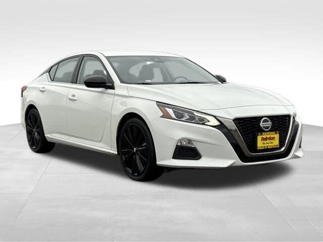 2022 Nissan Altima 2.5 SR FWD
