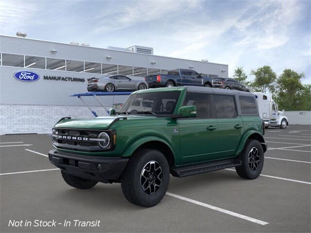 2025 Ford Bronco Outer Banks 4-Door 4WD