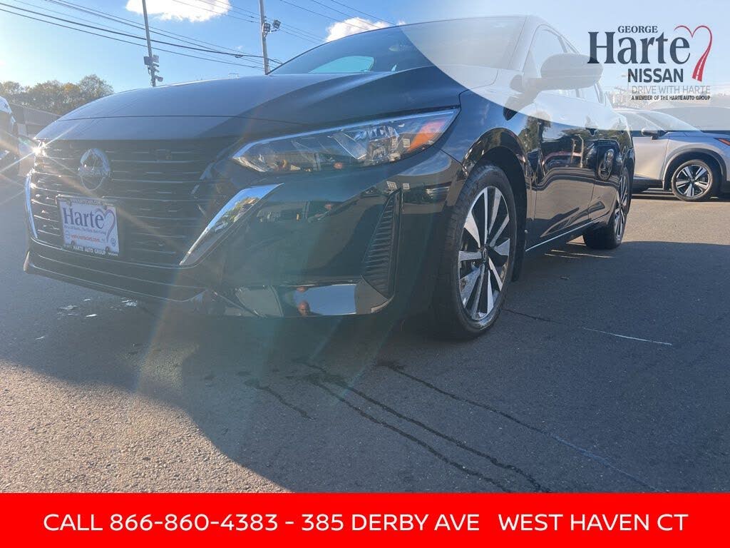 2025 Nissan Sentra SV FWD