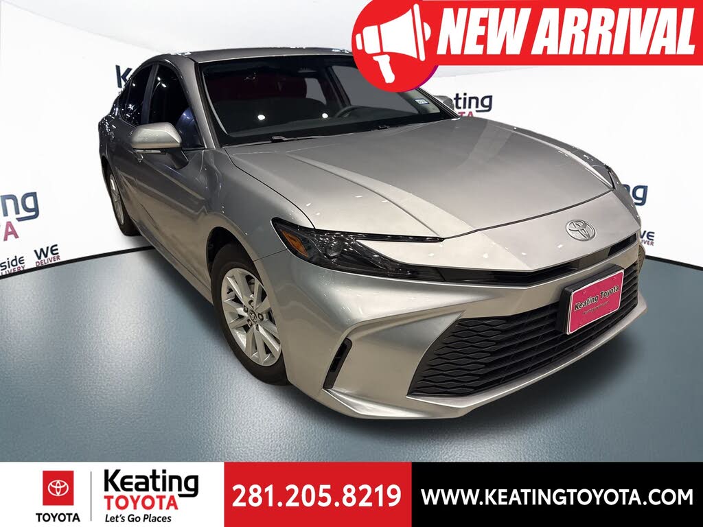 2025 Toyota Camry LE FWD