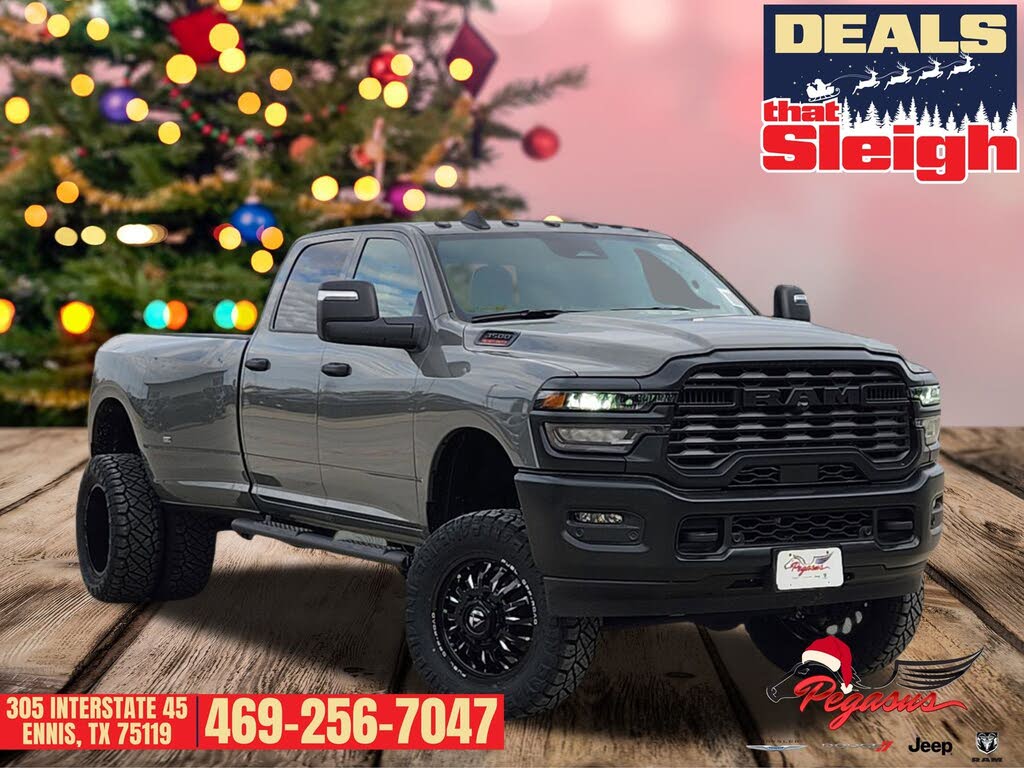 2026 RAM 3500 Tradesman Crew Cab LB DRW 4WD