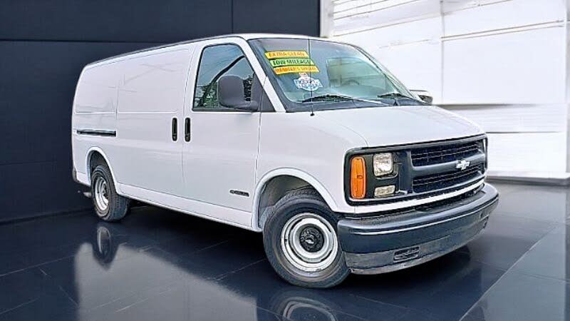 1999 Chevrolet Express Cargo G1500 RWD