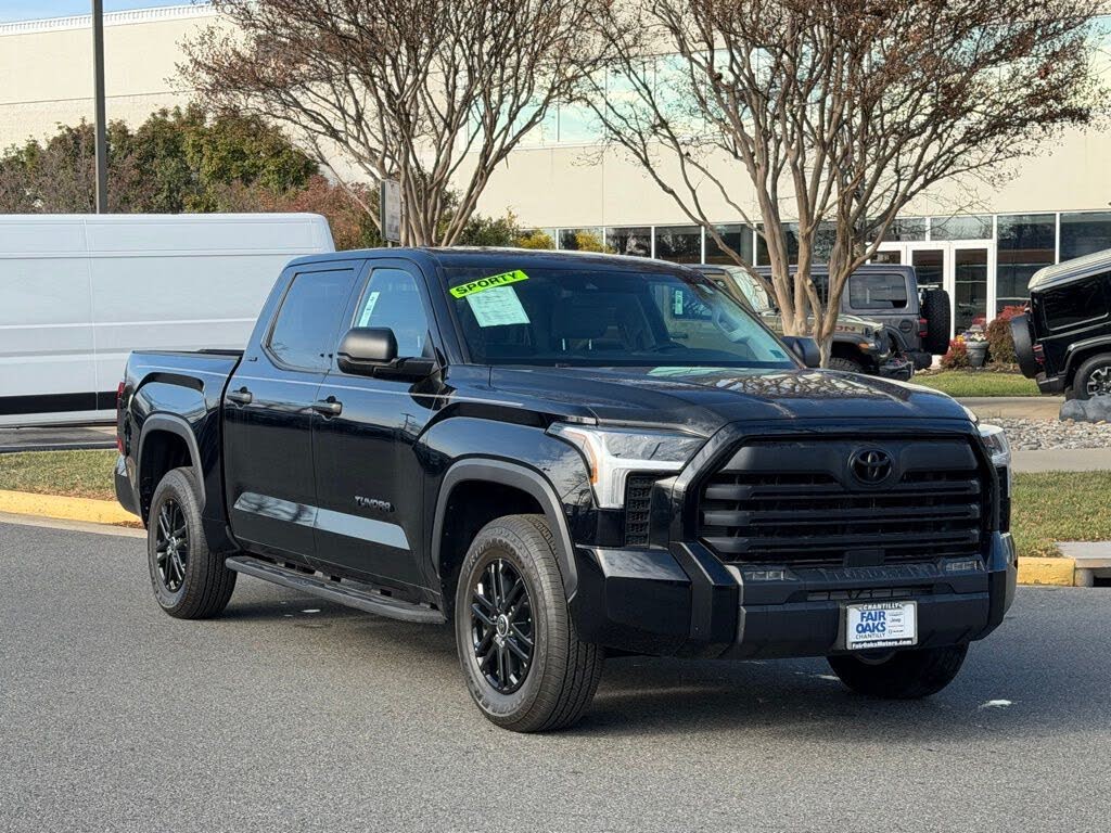 2023 Toyota Tundra SR5 CrewMax Cab 4WD