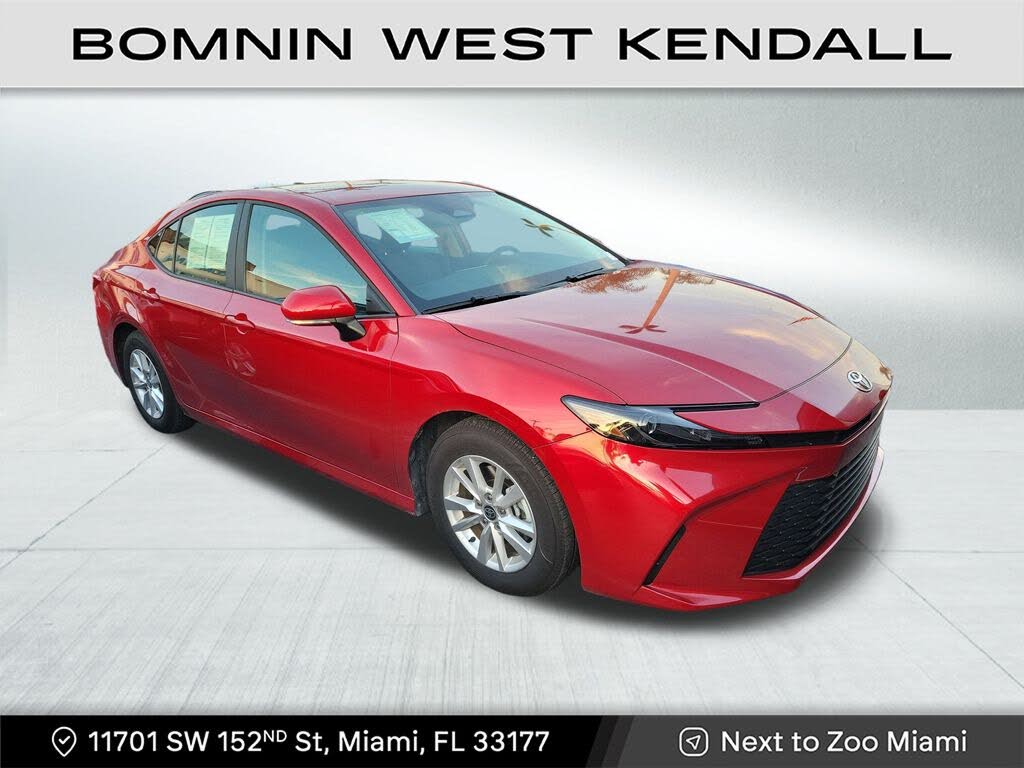 2025 Toyota Camry LE FWD