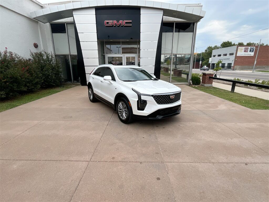 2024 Cadillac XT4 Premium Luxury AWD