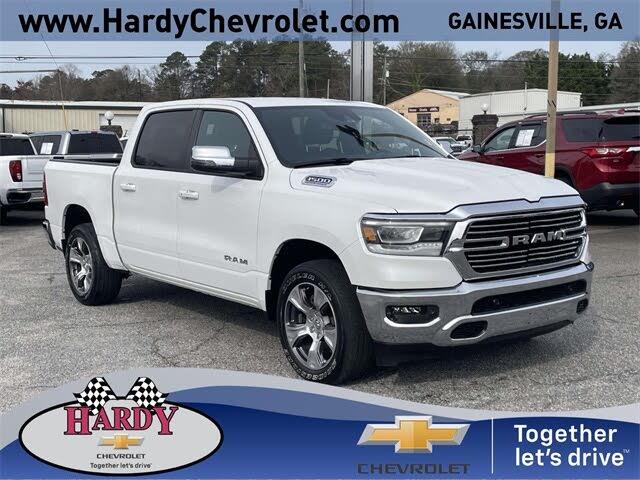 2024 RAM 1500 Laramie Crew Cab 4WD