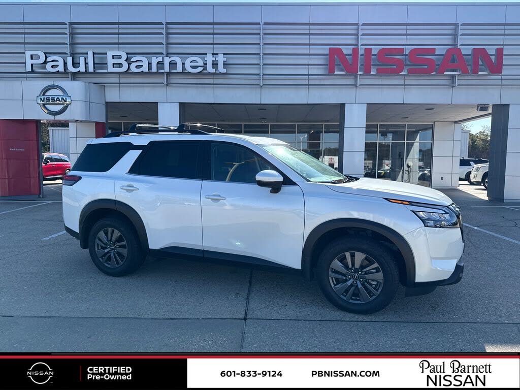 2025 Nissan Pathfinder SV FWD