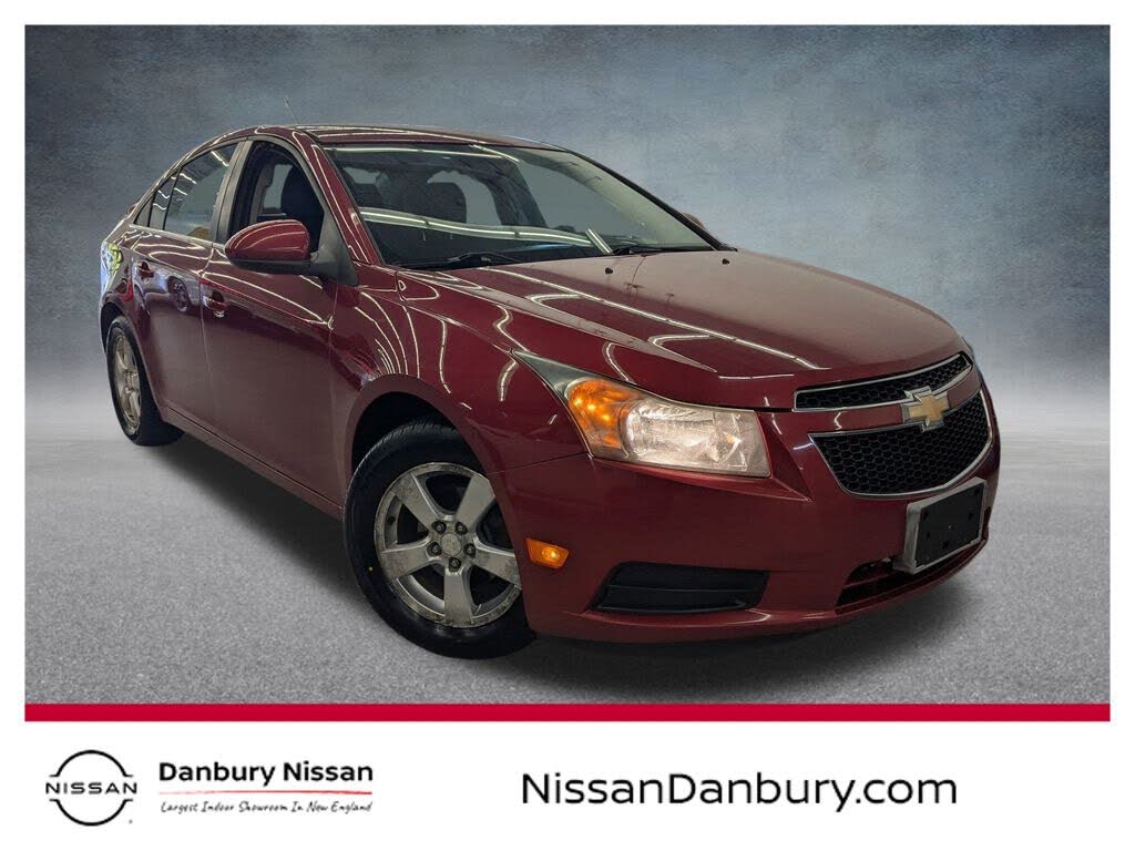 2013 Chevrolet Cruze 1LT Sedan FWD