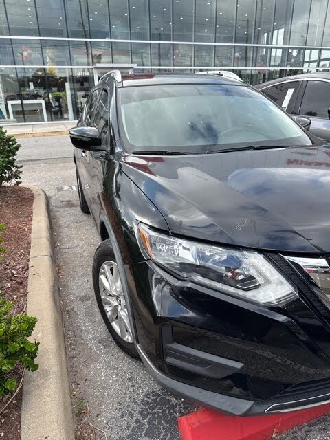 2018 Nissan Rogue SV FWD