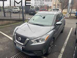 Nissan Kicks SV FWD