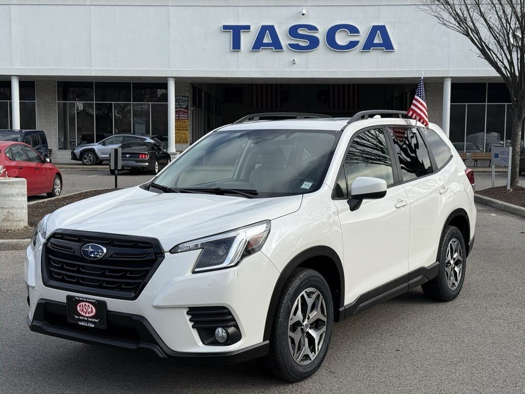 2023 Subaru Forester Premium Crossover AWD