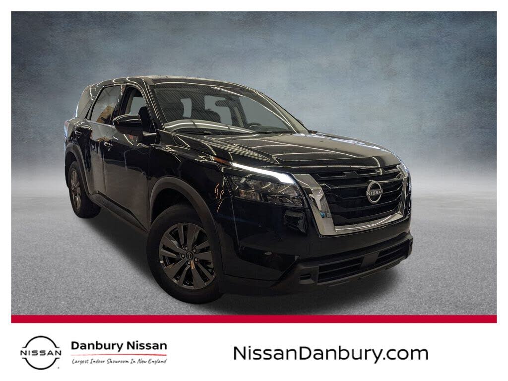 2025 Nissan Pathfinder S 4WD