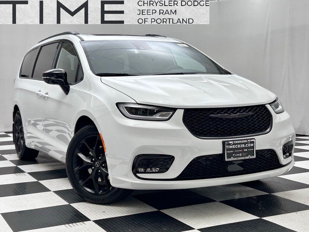 2026 Chrysler Pacifica Limited FWD