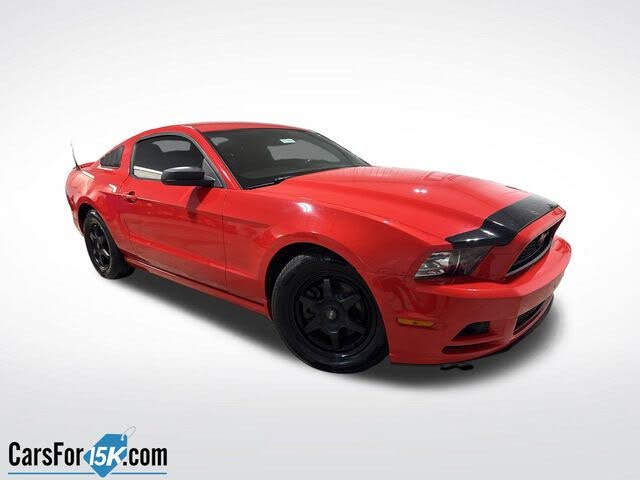 2013 Ford Mustang V6 Coupe RWD
