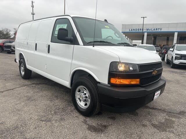2025 Chevrolet Express Cargo 2500 RWD
