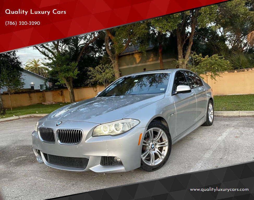 2013 BMW 5 Series 528i Sedan RWD