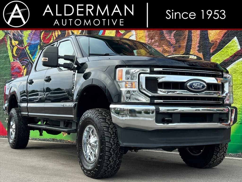 2022 Ford F-250 Super Duty XLT Crew Cab 4WD
