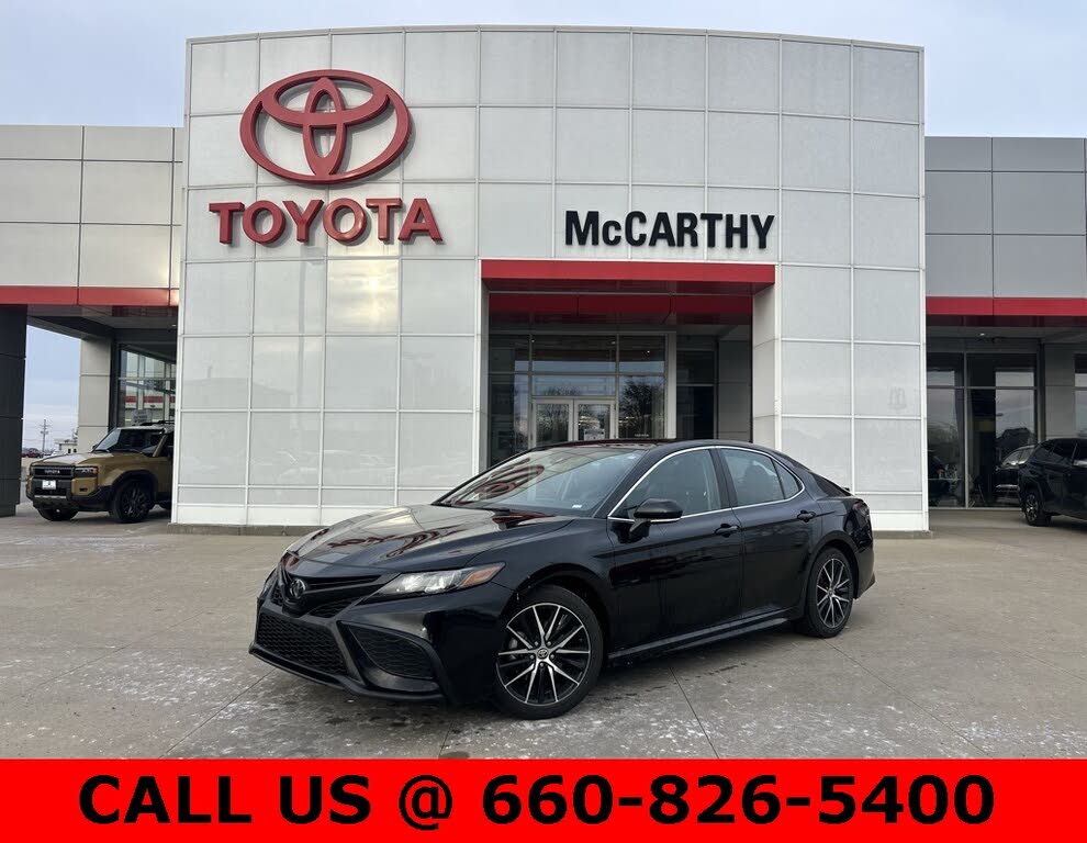 2024 Toyota Camry SE FWD
