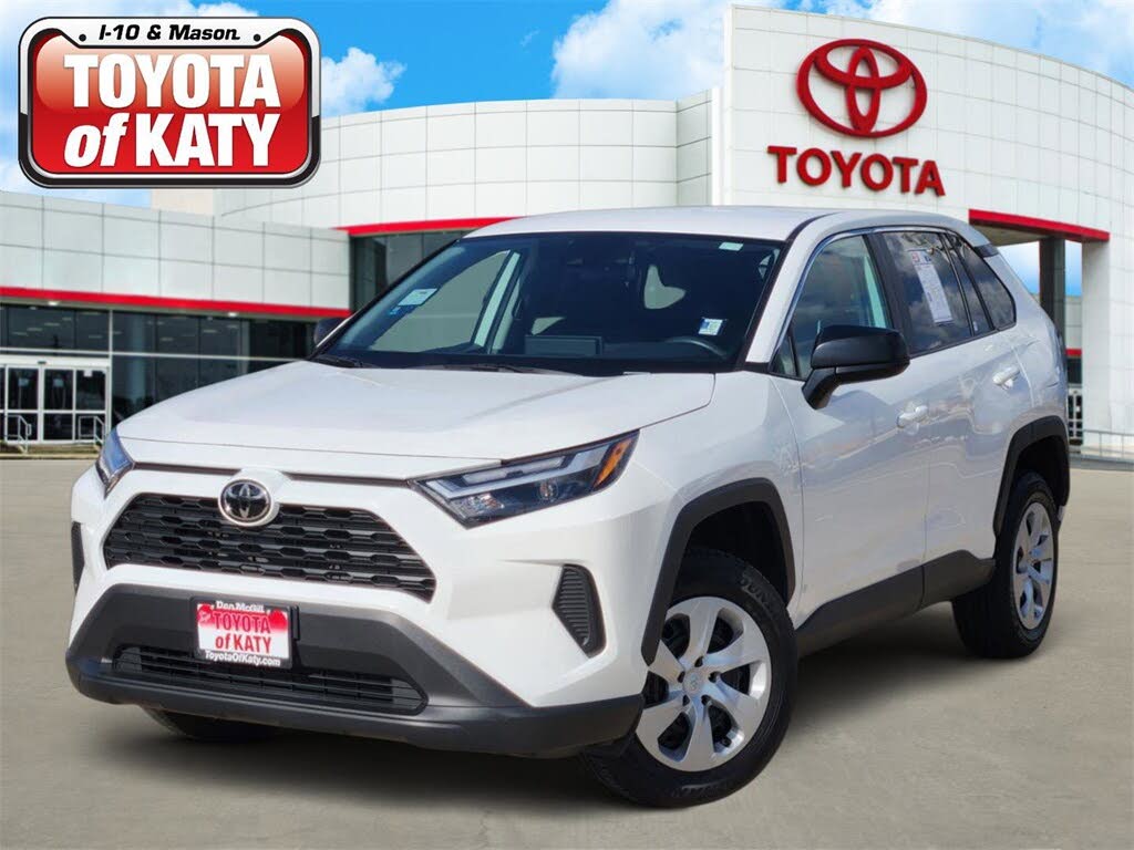 2025 Toyota RAV4 LE FWD