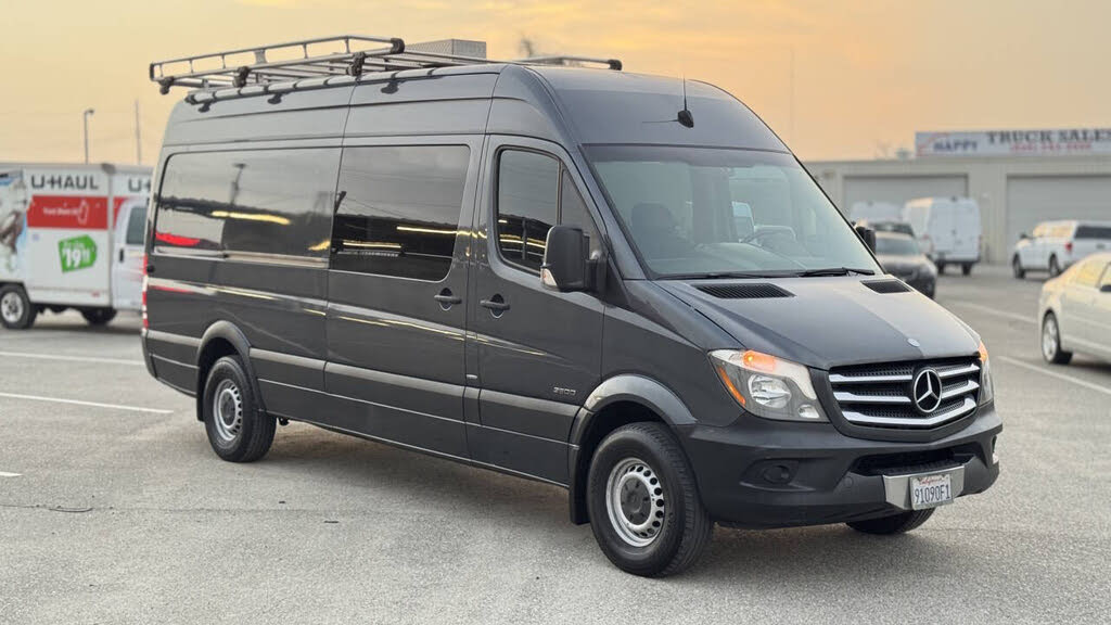 2015 Mercedes-Benz Sprinter 2500 170 WB Crew Van RWD