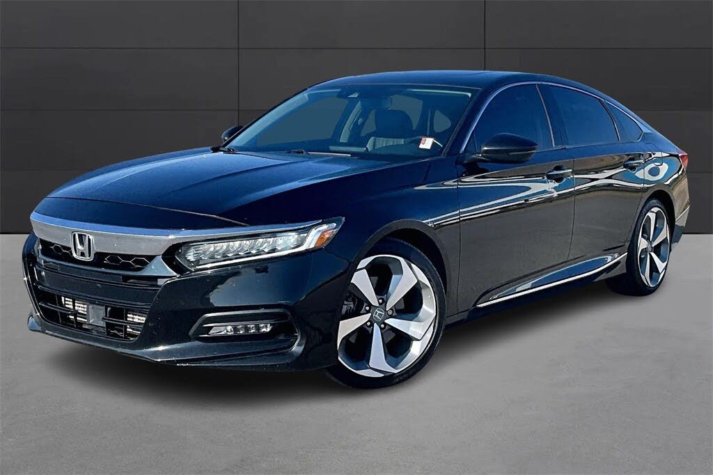 2018 Honda Accord 2.0T Touring FWD
