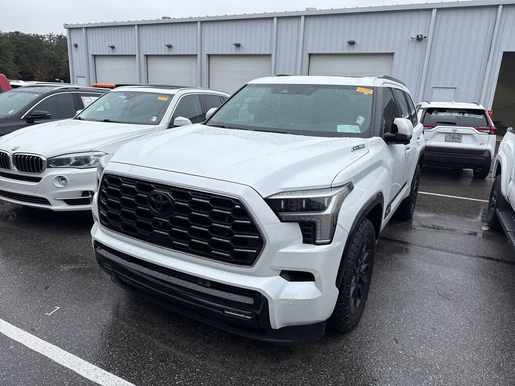 2024 Toyota Sequoia Platinum 4WD