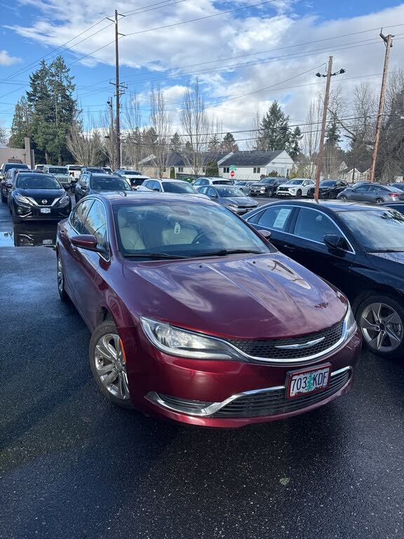 2015 Chrysler 200 Limited Sedan FWD