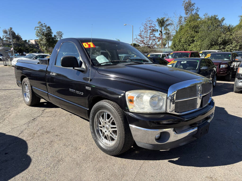 2007 Dodge RAM 1500 SLT LB RWD