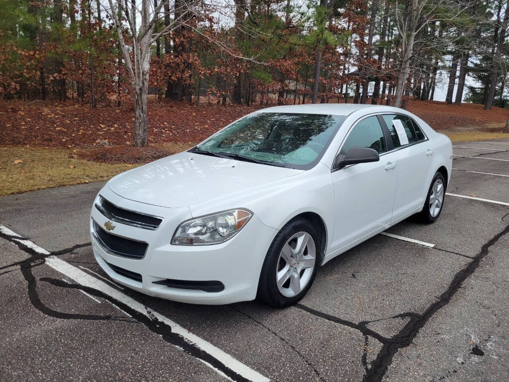 2011 Chevrolet Malibu LS FWD