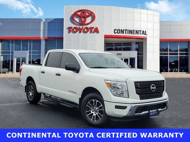 2023 Nissan Titan SV Crew Cab 4WD
