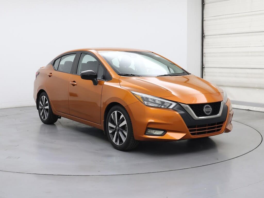 2021 Nissan Versa SR FWD