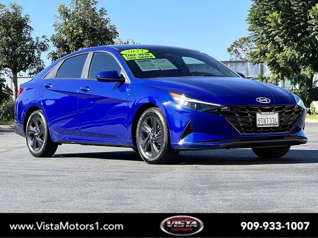 2023 Hyundai Elantra SEL FWD