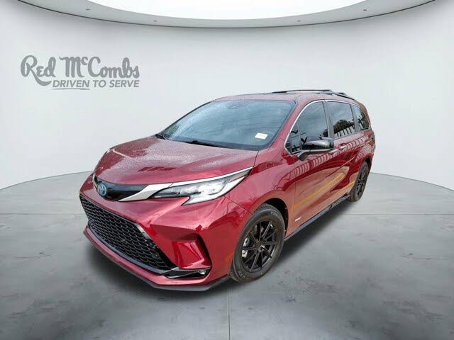2021 Toyota Sienna XSE 7-Passenger AWD