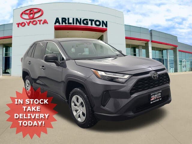2025 Toyota RAV4 LE FWD
