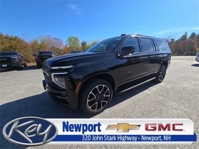 2025 Chevrolet Suburban RST 4WD