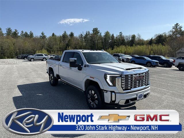2025 GMC Sierra 3500HD Denali Crew Cab 4WD