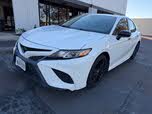 Toyota Camry SE FWD