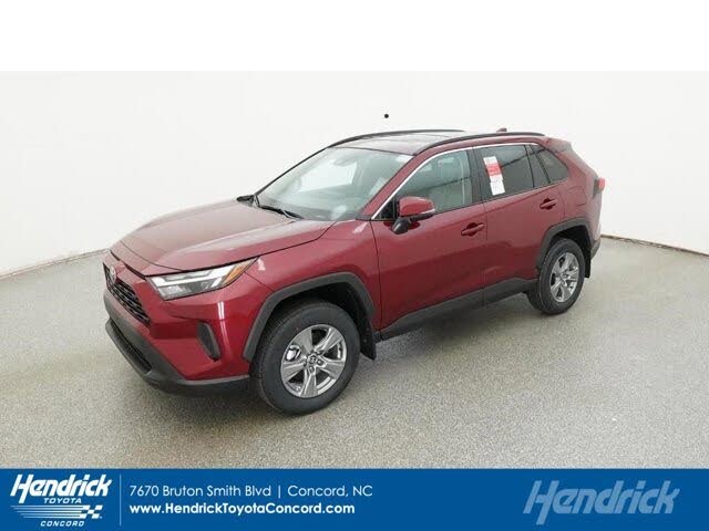 2025 Toyota RAV4 XLE FWD