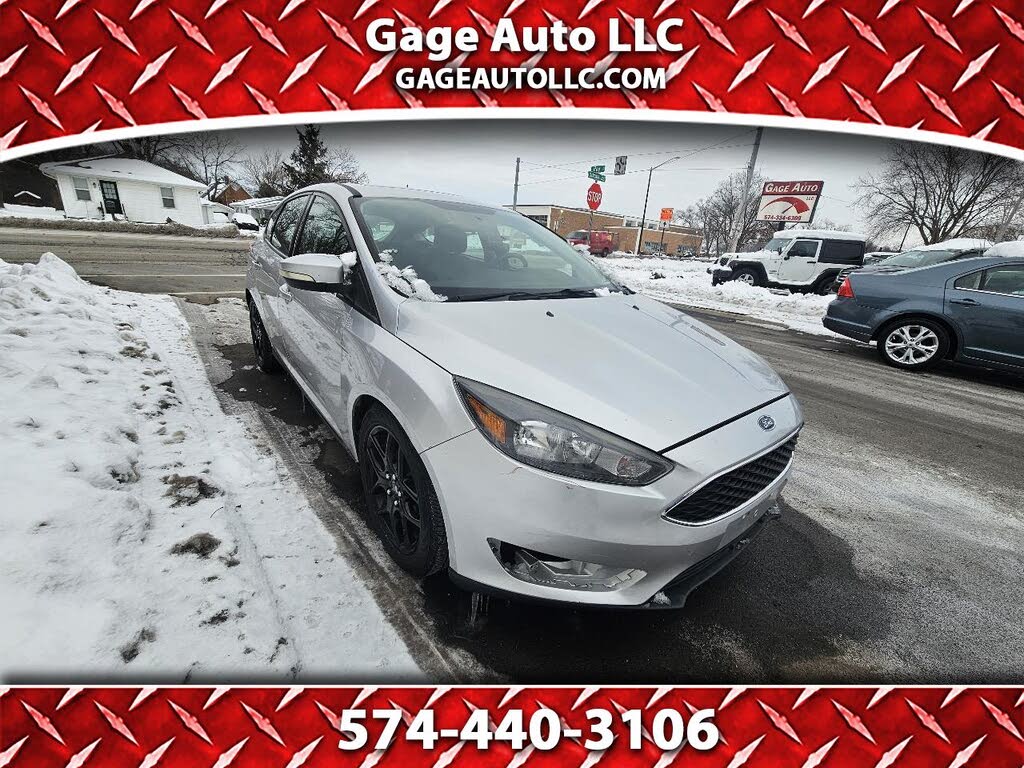 2016 Ford Focus SE Hatchback