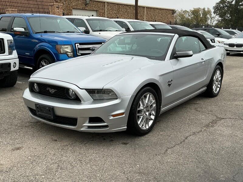 2013 Ford Mustang GT Premium Convertible RWD