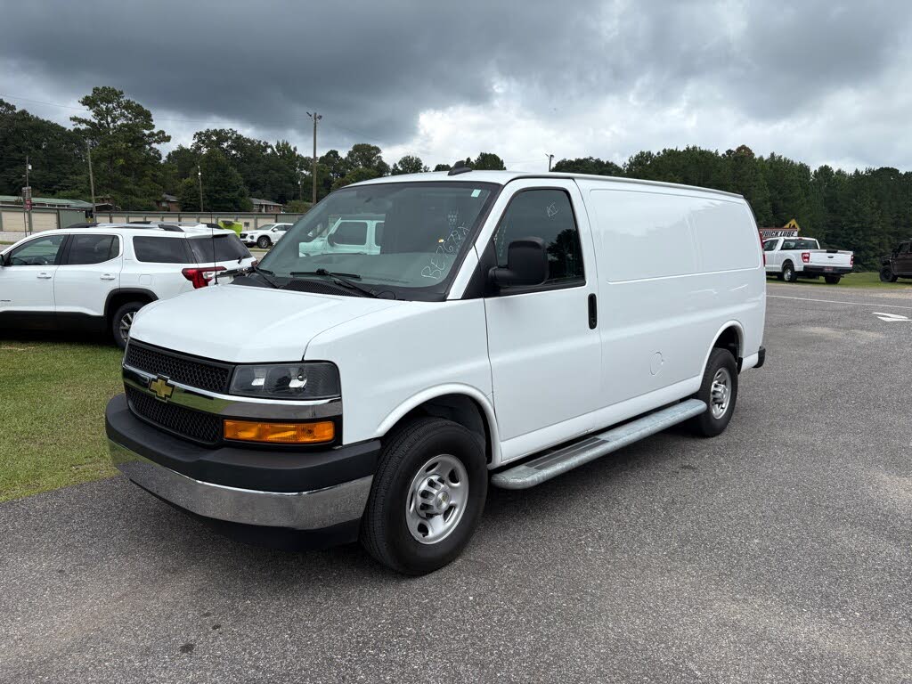 2023 Chevrolet Express Cargo 2500 RWD