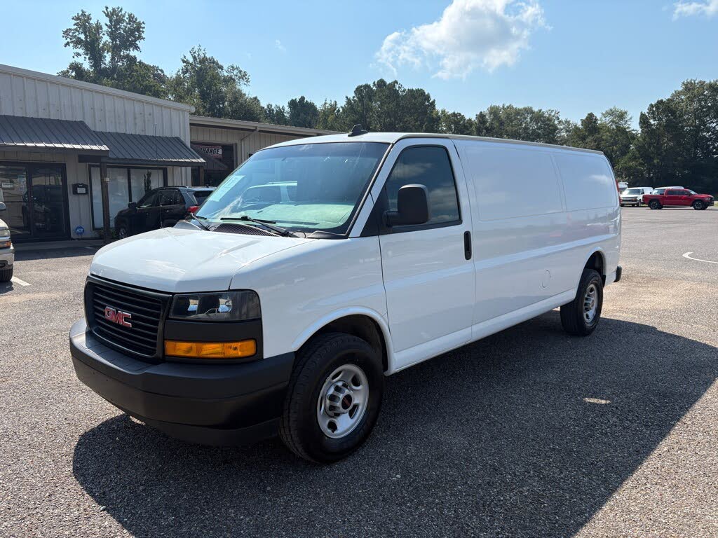 2023 GMC Savana Cargo 2500 Extended RWD