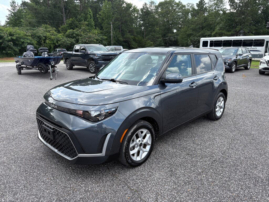 2023 Kia Soul LX FWD