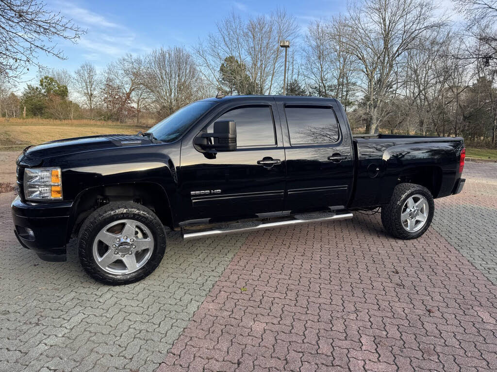 2013 Chevrolet Silverado 2500HD LT Crew Cab 4WD